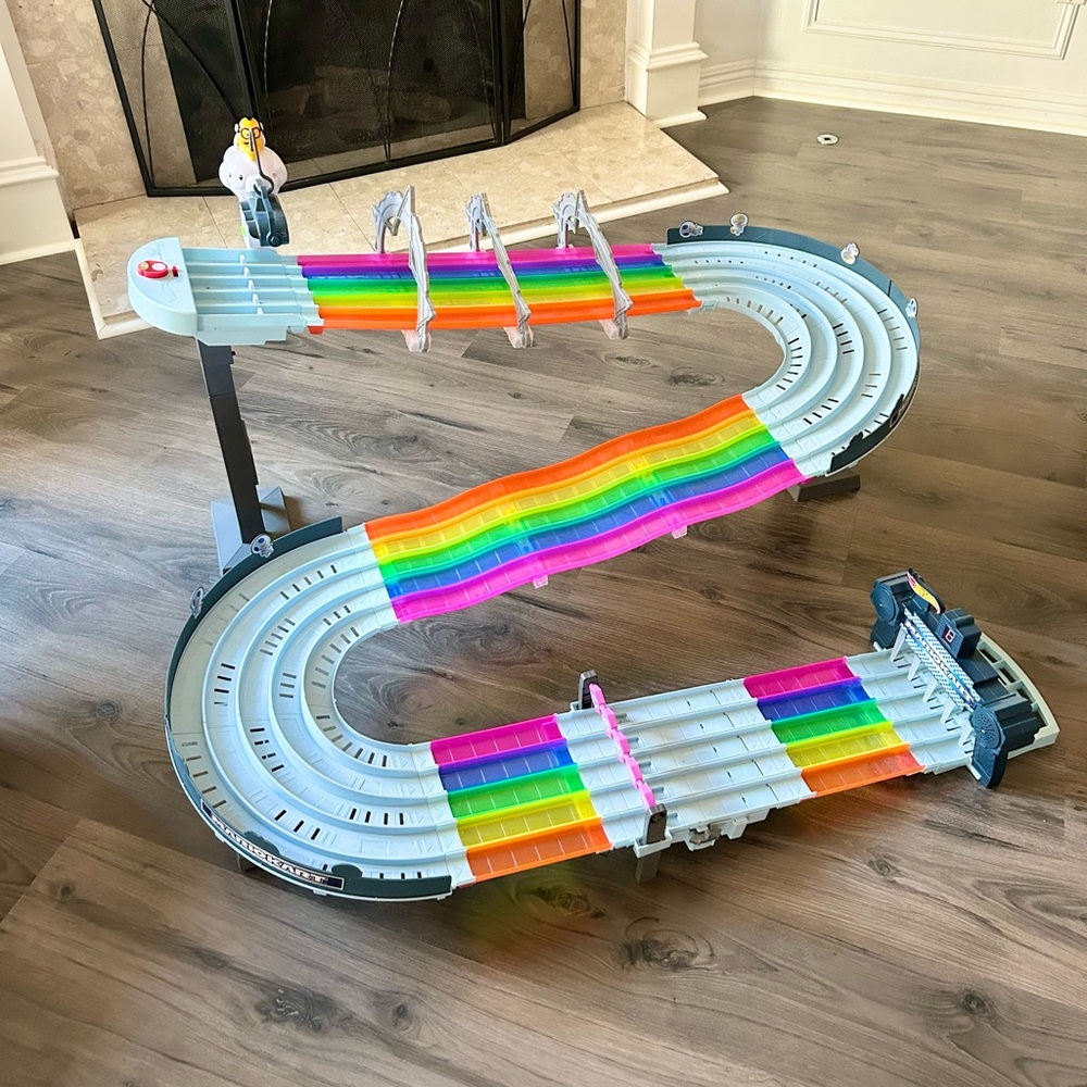 Mario Kart Rainbow Road Hot Wheels track